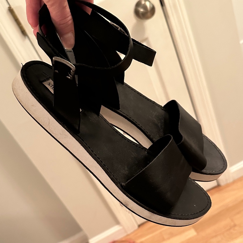 Steve Madden Miley Black Leather Ankle Strap Platform Sandals- Women’s 9.5